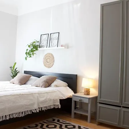 3 Bedroom Near The Center * Pärnu